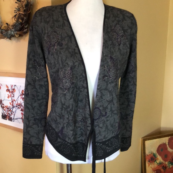 Vtg JONES NEW YORK Size Small P
100% Lana Merino Wool True Wrap Floral Metallic - Picture 7 of 17
